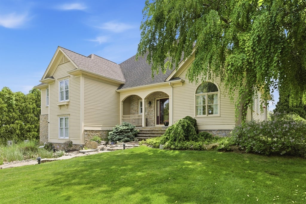 3 Sandpiper Dr