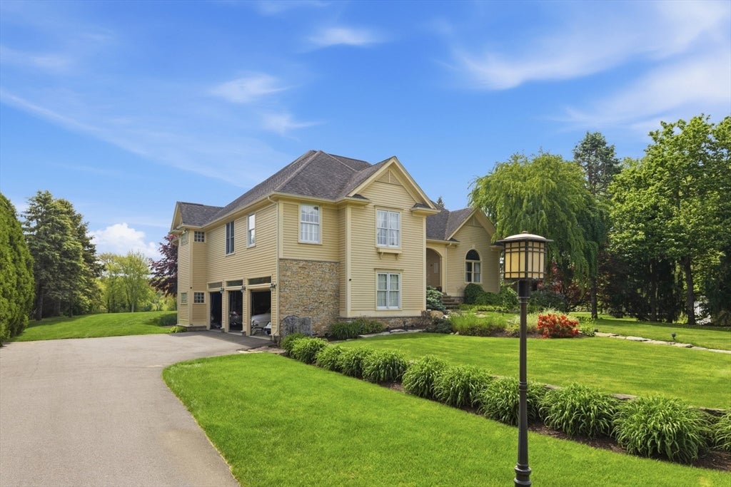 3 Sandpiper Dr