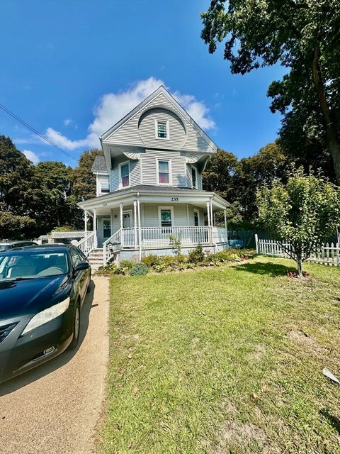235 Oak St Brockton MA 02301