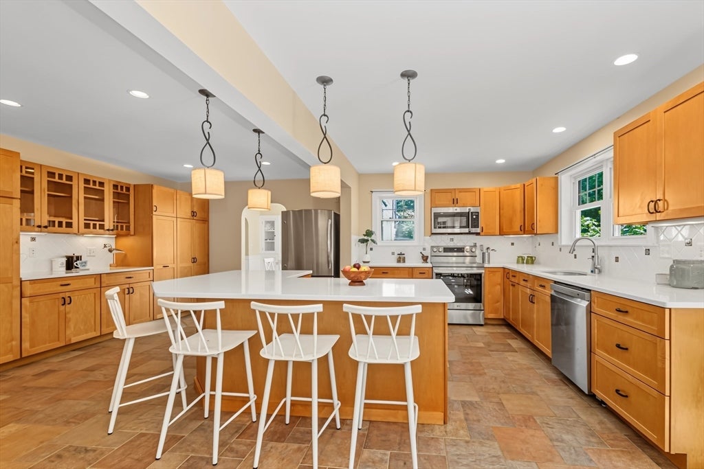 661 Common Street, Walpole, MA, 661 Common Street, Walpole, MA Photo #3