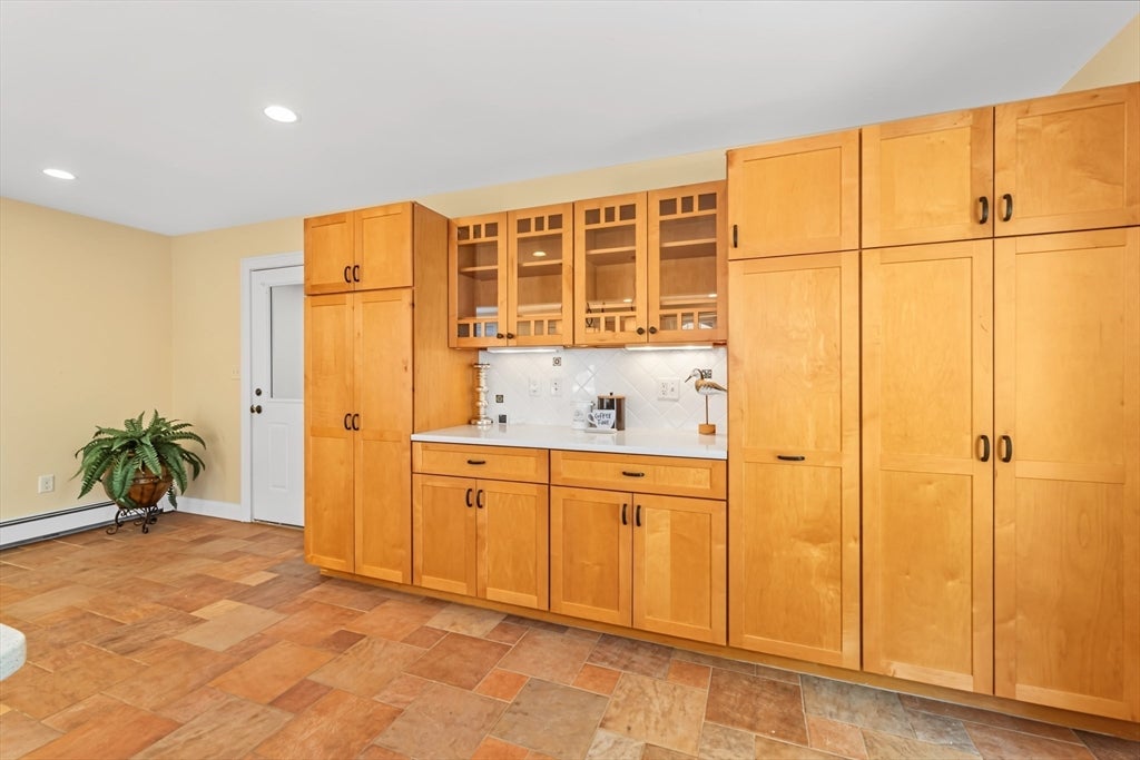 661 Common Street, Walpole, MA, 661 Common Street, Walpole, MA Photo #10