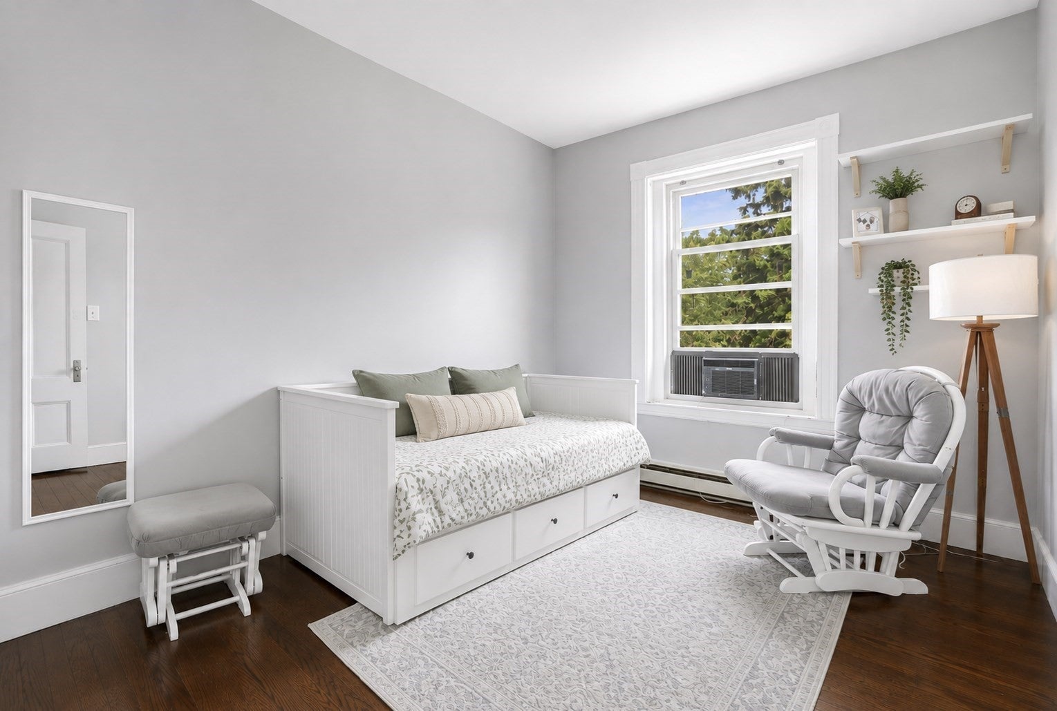 39 Kent St #5, Brookline, MA, 39 Kent St #5, Brookline, MA Photo #9