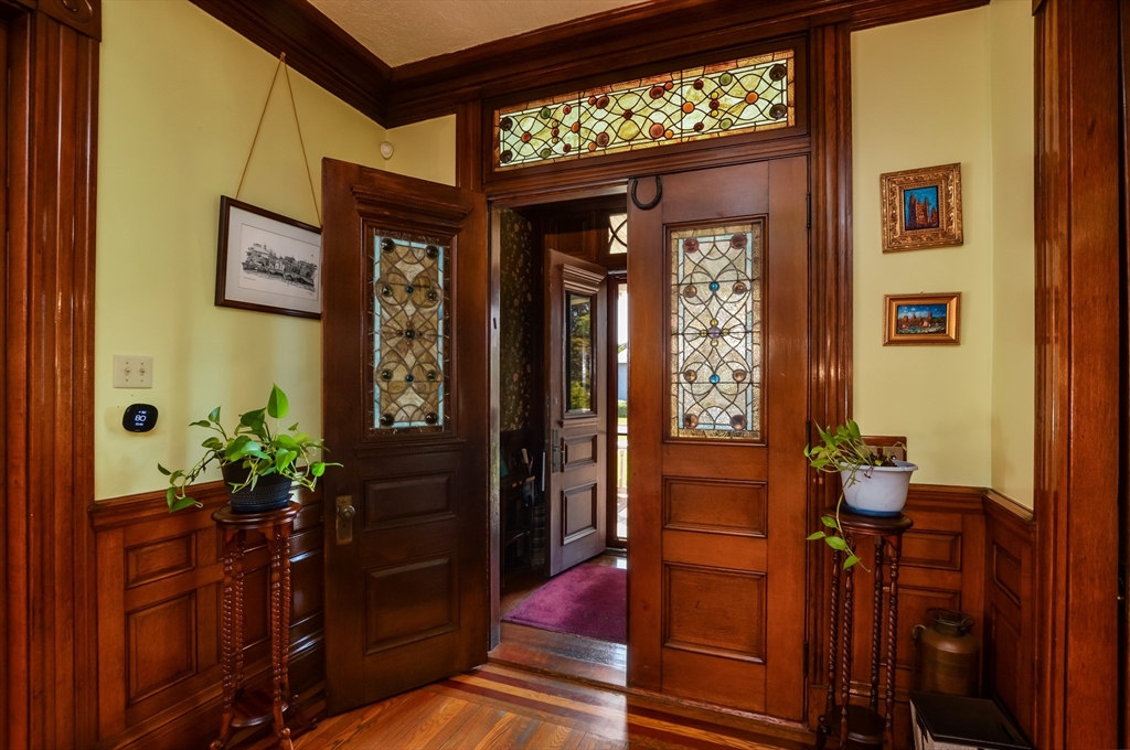 71 Hawthorn St