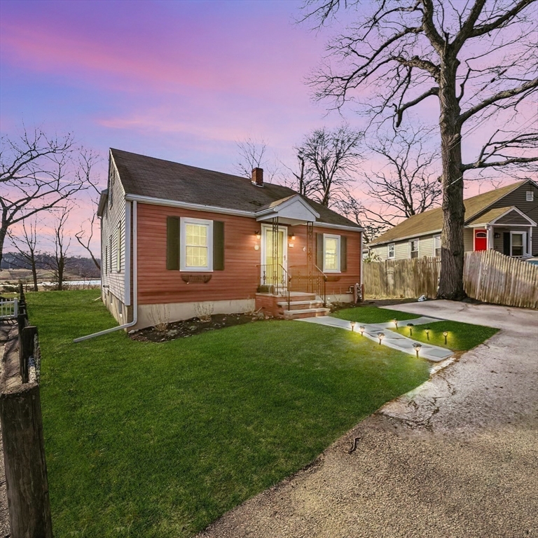 94 Clinton Rd
