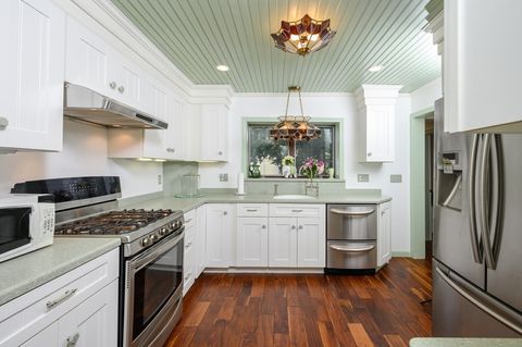 Photo of 62 Lawn Ave #1, Quincy, MA 02169 (MLS # 73493422)