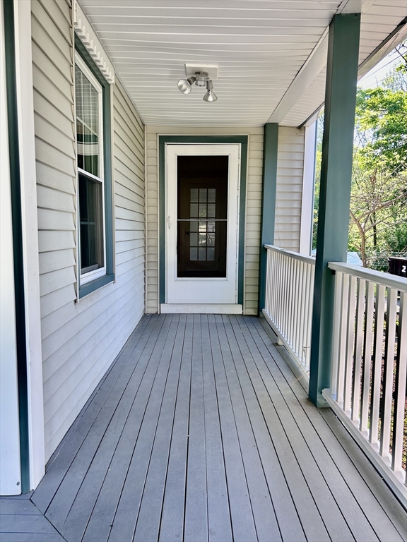 10 Franklin St 1