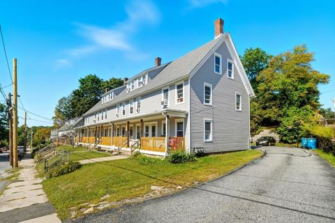 2-24 D St Northbridge MA 01588