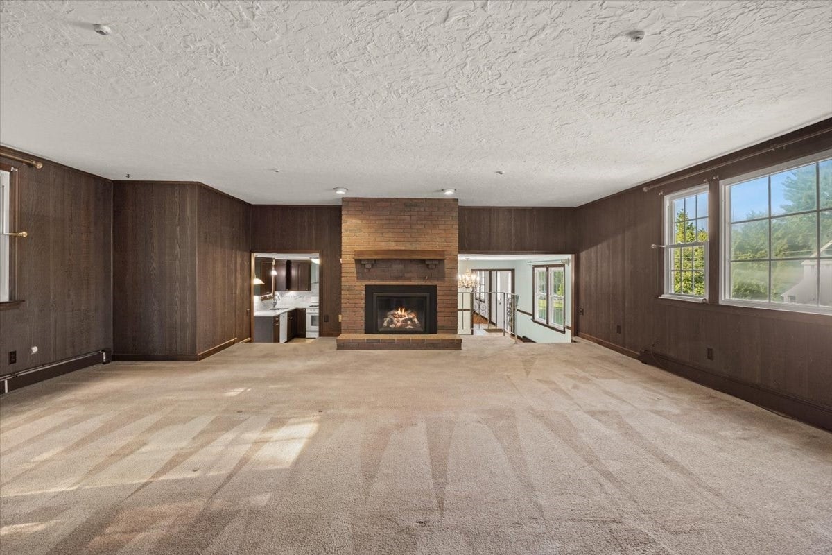 35 Bullard St, Walpole, MA, 35 Bullard St, Walpole, MA Photo #9