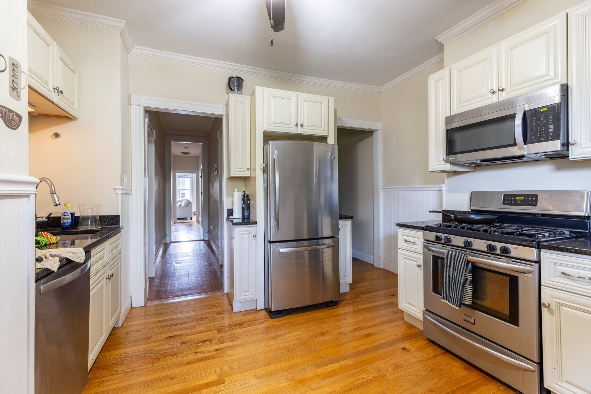 869 East Fourth St, Boston, MA Photo #25