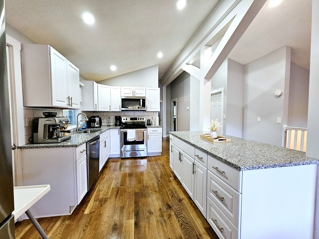20 Upland Rd
