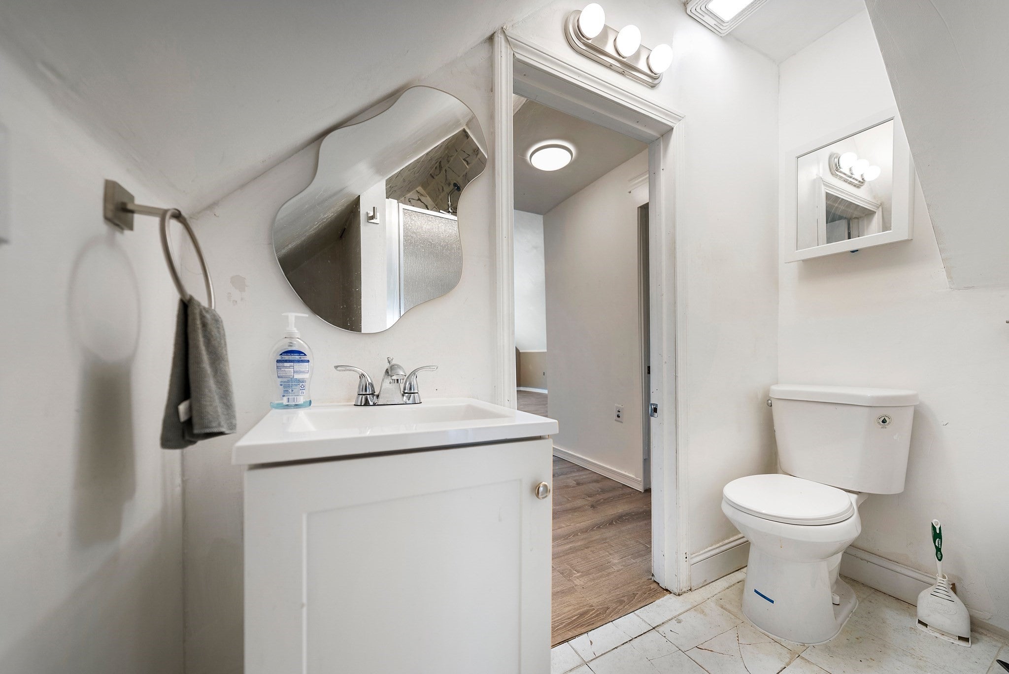 40 Baker Road, Everett, MA Photo #23