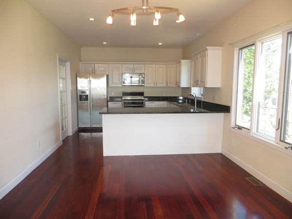 143 Grovers Ave 143