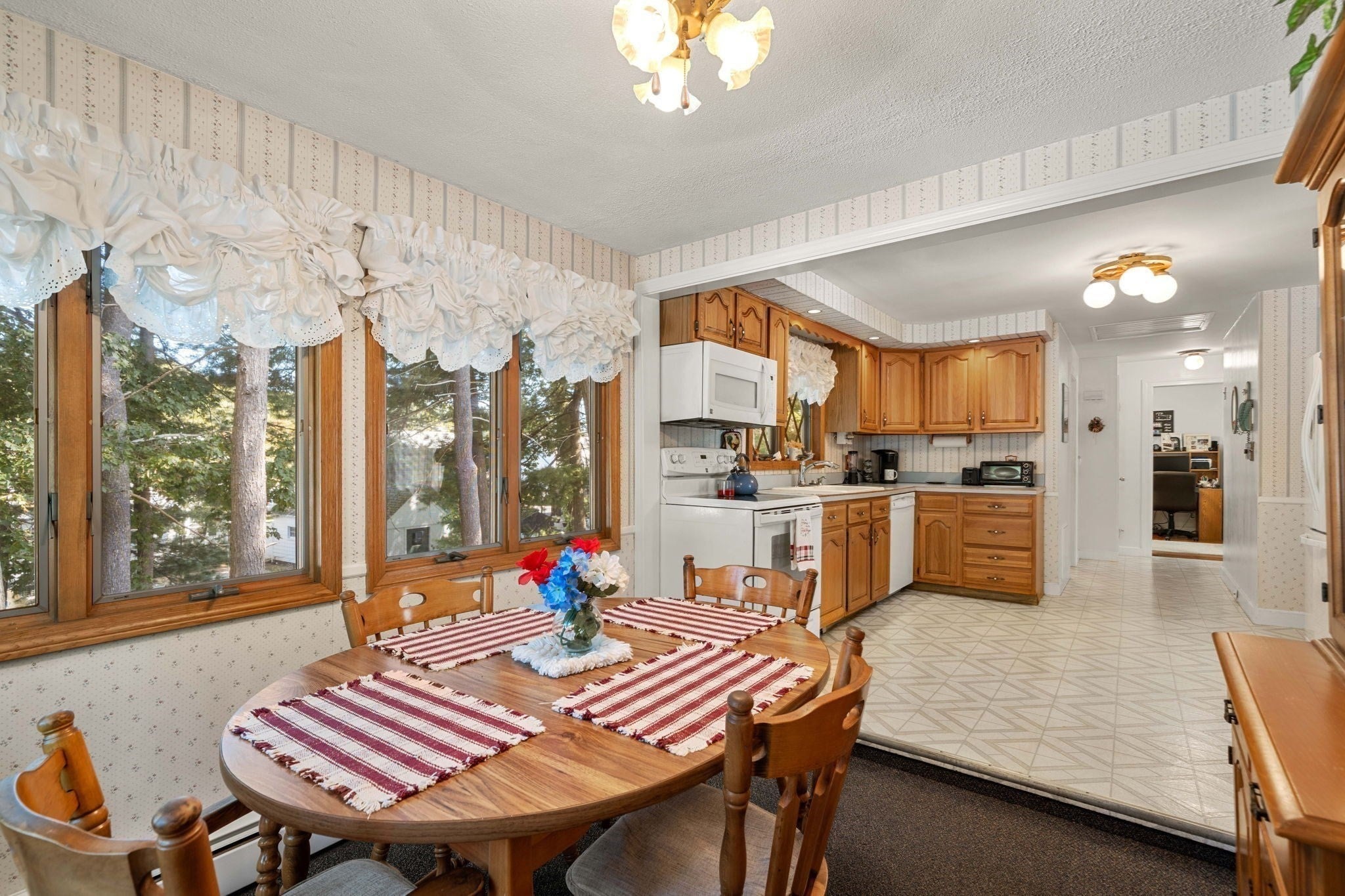 28 Dambrosio Rd, Lynn, MA, 28 Dambrosio Rd, Lynn, MA Photo #7