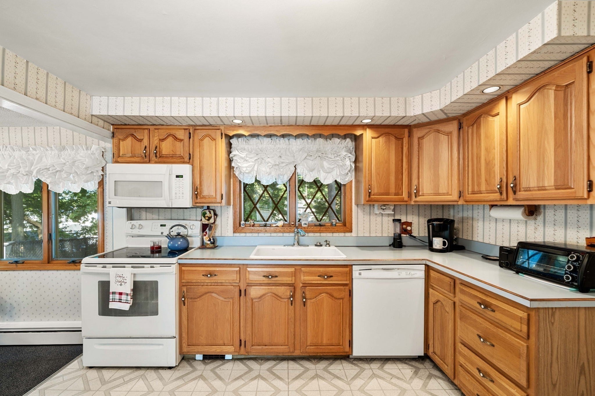 28 Dambrosio Rd, Lynn, MA, 28 Dambrosio Rd, Lynn, MA Photo #11