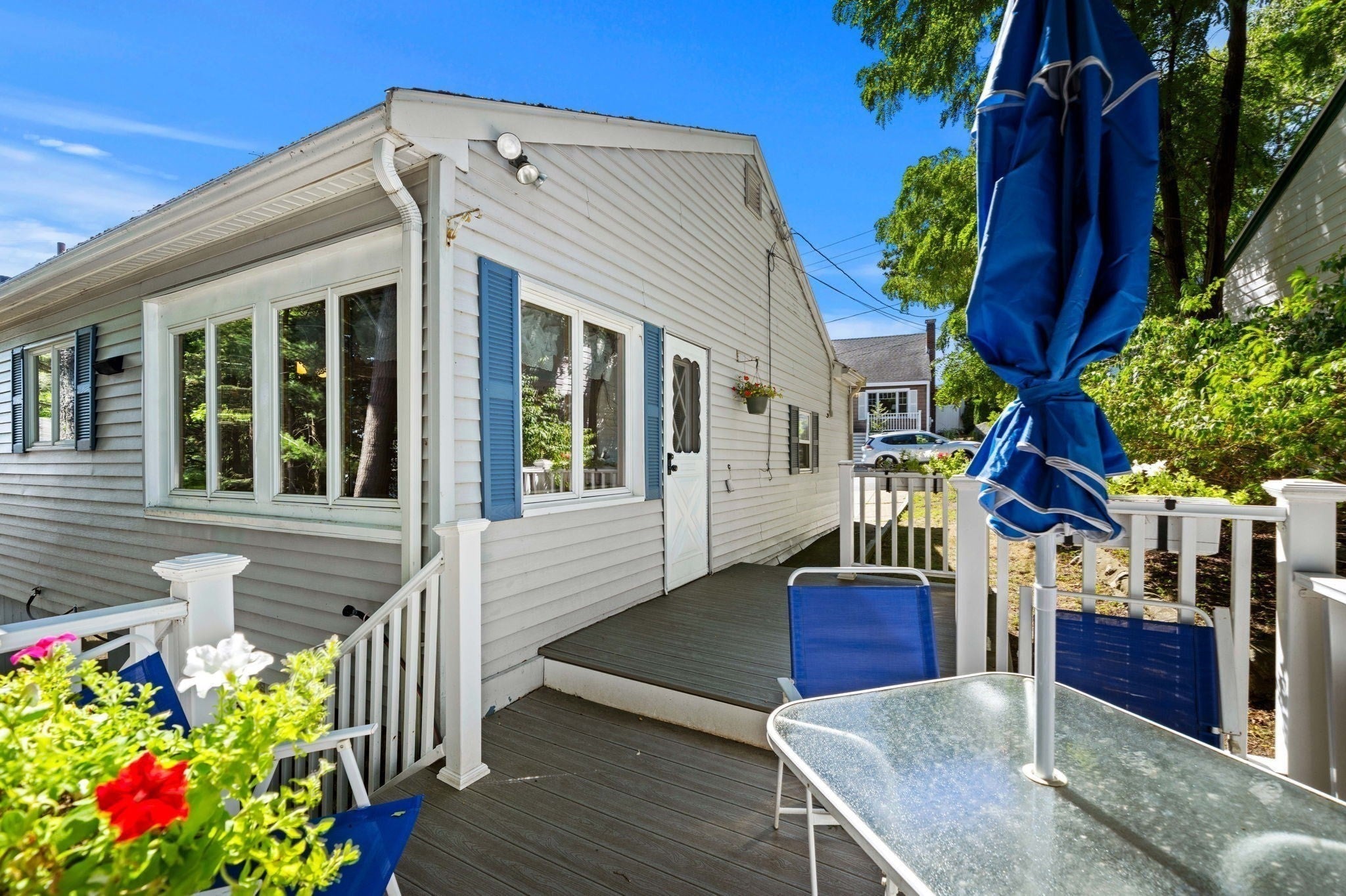 28 Dambrosio Rd