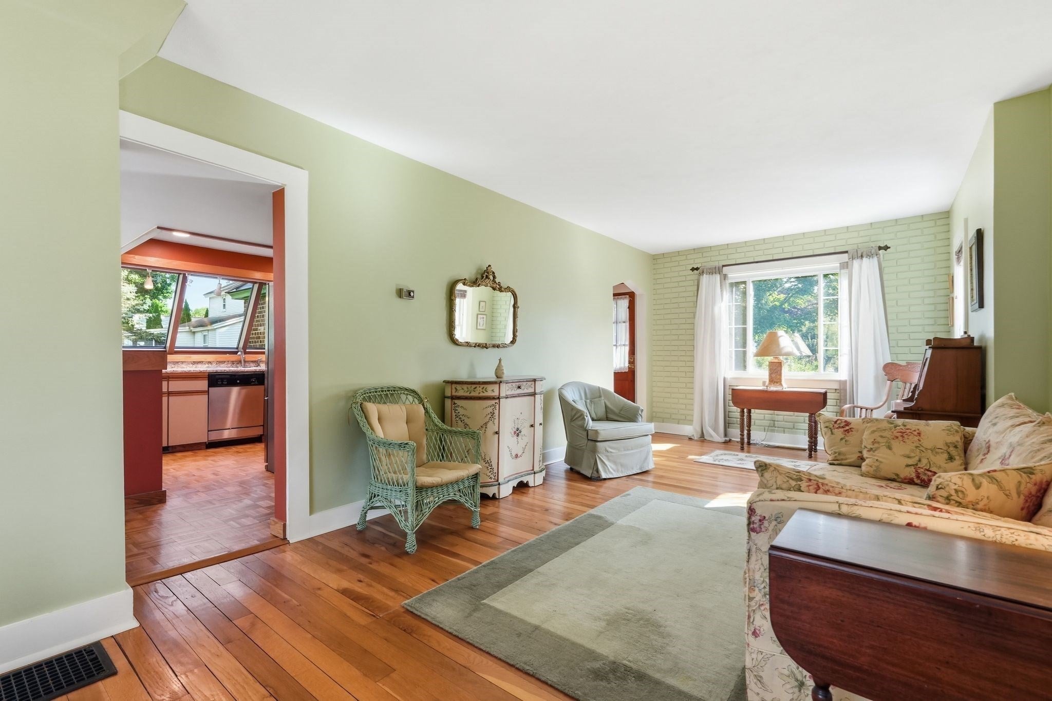 88 Homestead Avenue, Greenfield, MA, 88 Homestead Avenue, Greenfield, MA Photo #5
