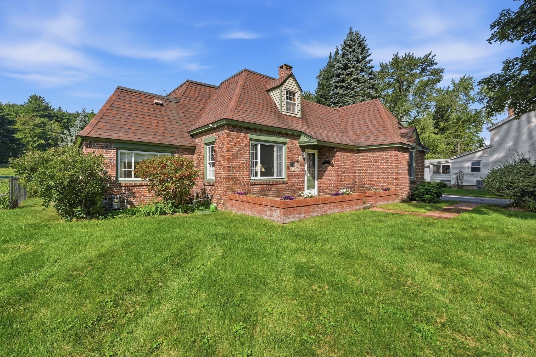 Photo of 88 Homestead Avenue, Greenfield, MA
