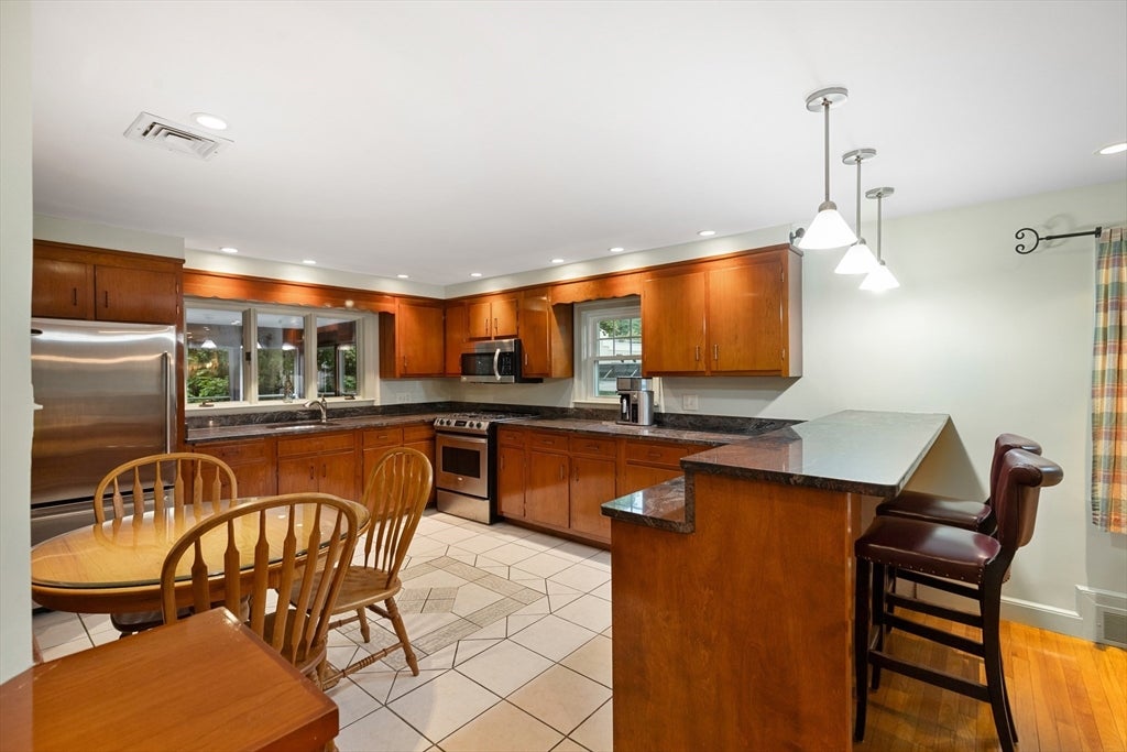 991 Main St, Wakefield, MA Photo #4