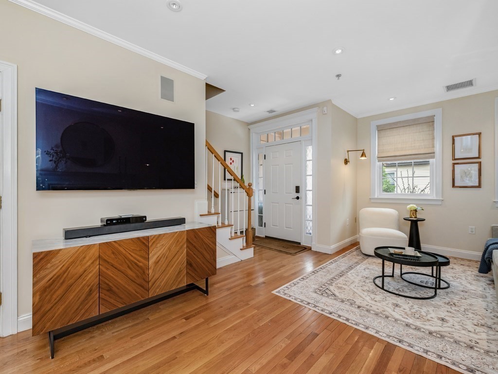92 Warren Street W-1