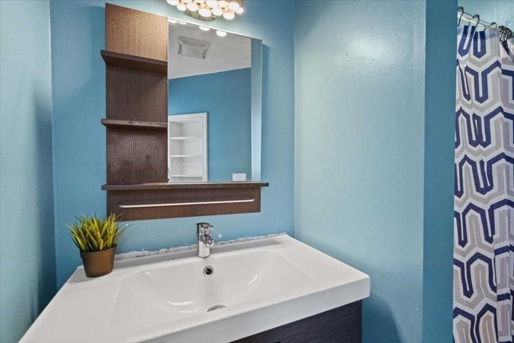 73 Spyglass Hill Dr #73, Ashland, MA Photo #27