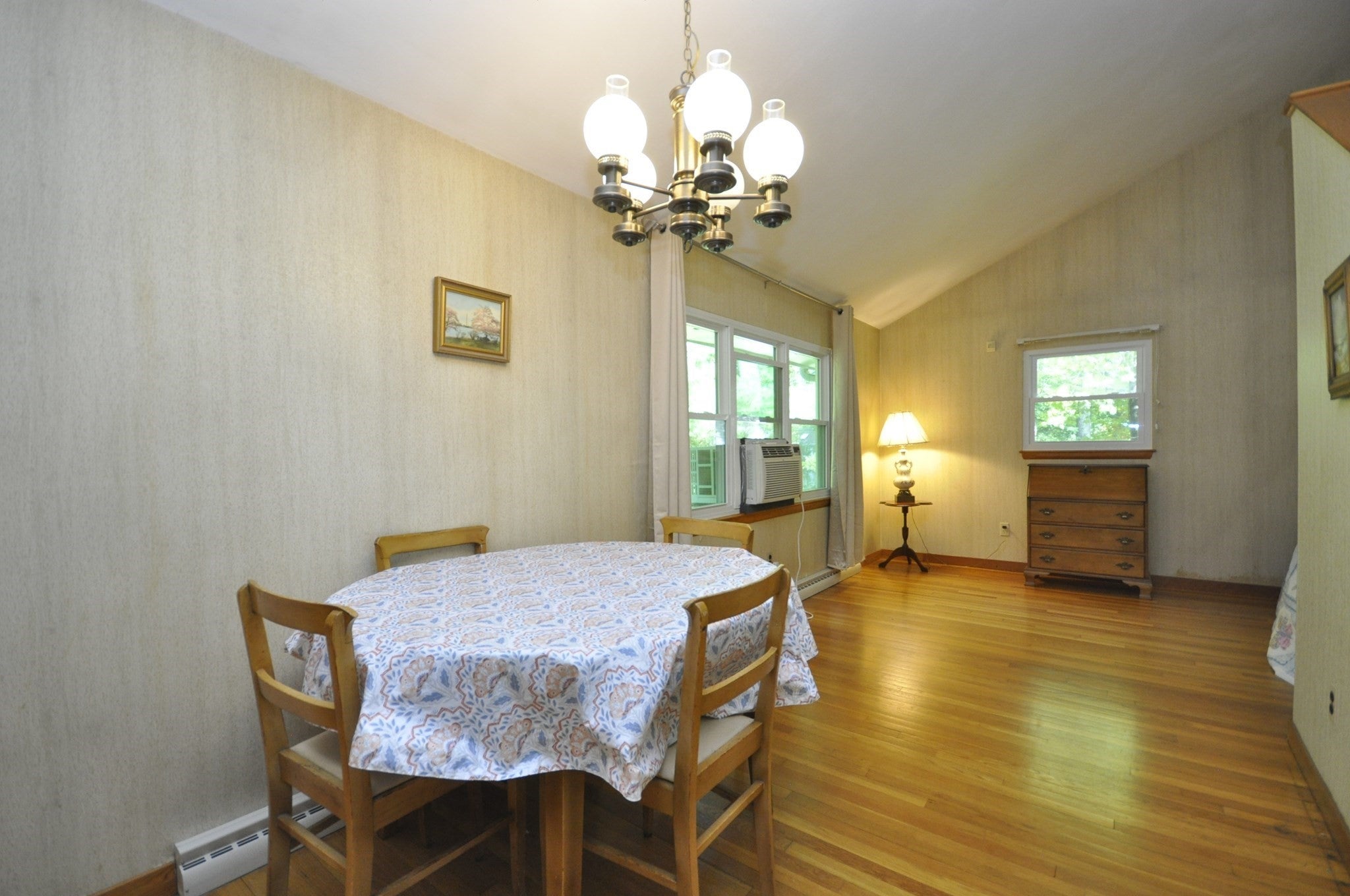 122 Sunset Dr, Brockton, MA Photo #10