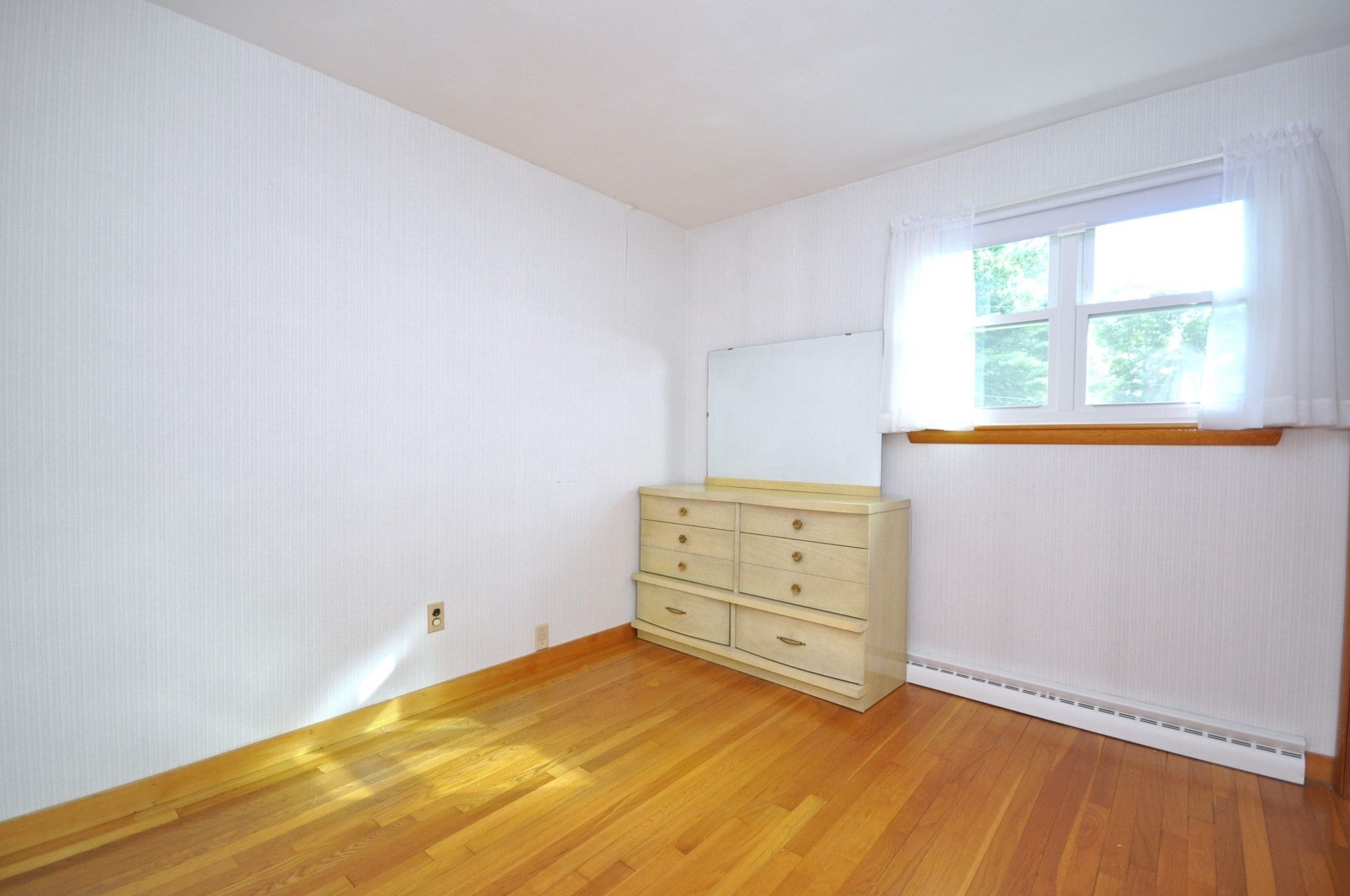 122 Sunset Dr, Brockton, MA Photo #16