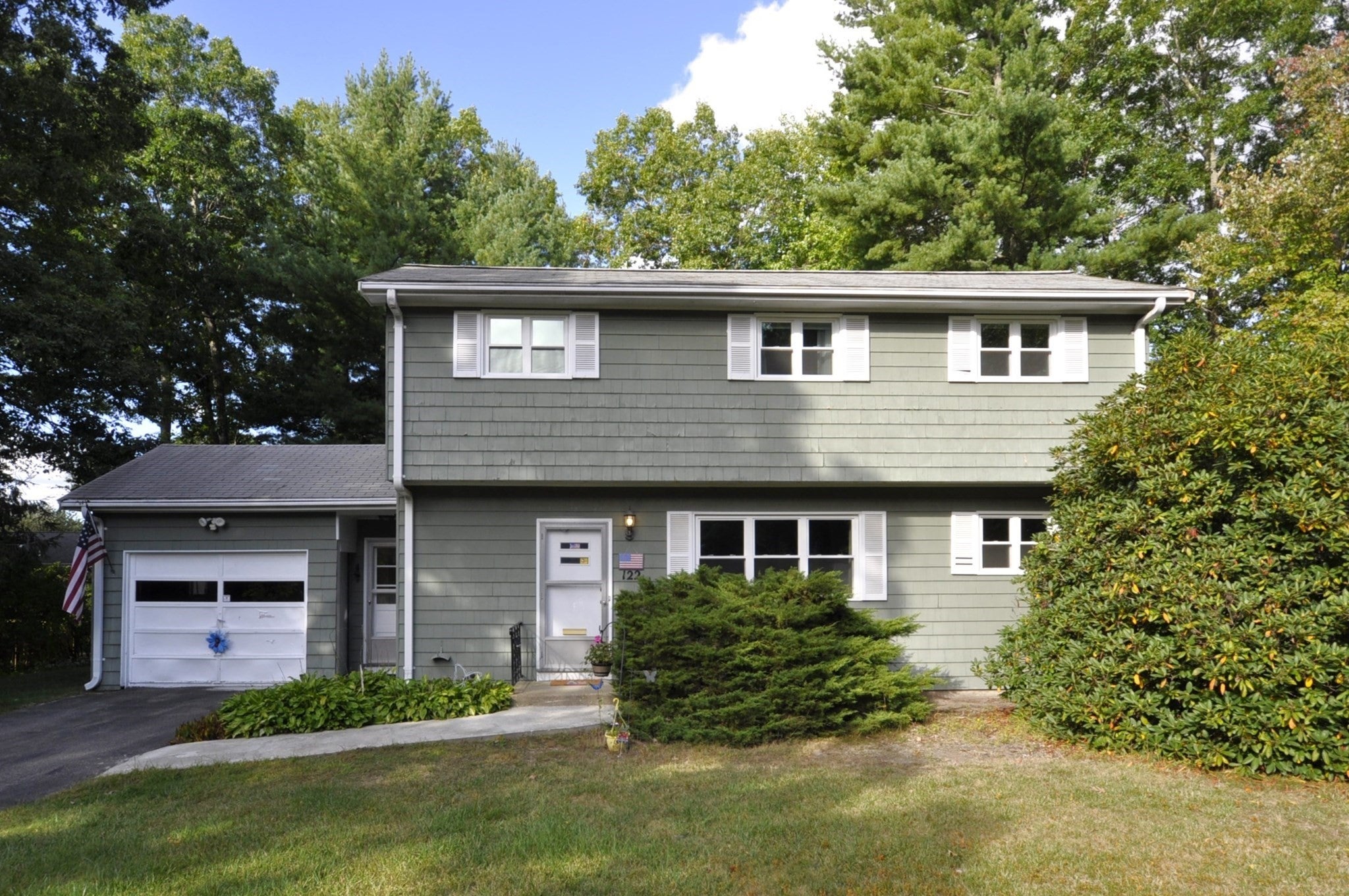 122 Sunset Dr