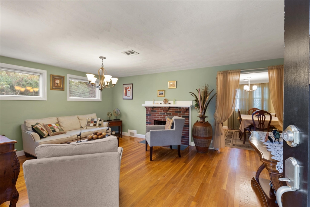 27 Edison Avenue
