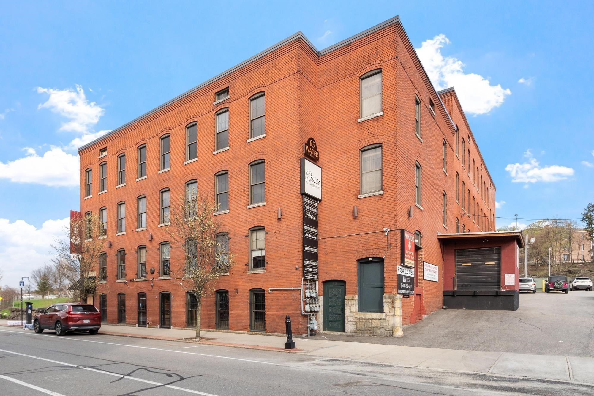 65 Water St