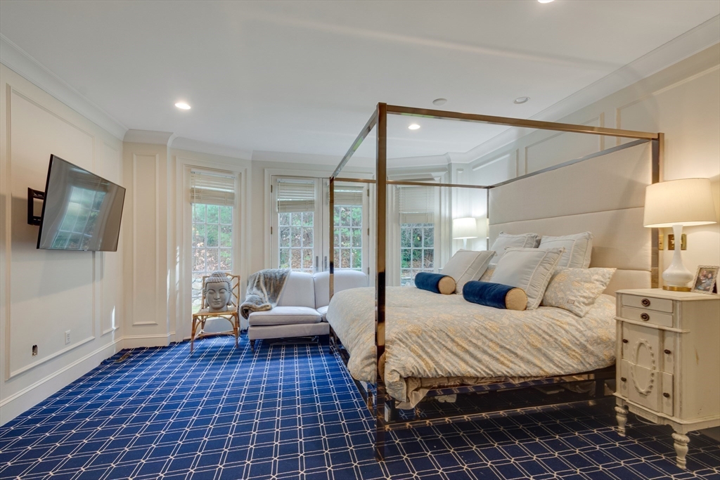 Dover, Massachusetts 02030, United States, 5 Bedrooms Bedrooms, ,6 BathroomsBathrooms,Residential,Pending,77077