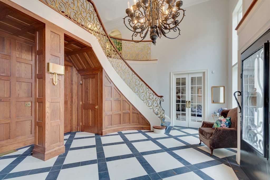 Dover, Massachusetts 02030, United States, 5 Bedrooms Bedrooms, ,6 BathroomsBathrooms,Residential,Pending,77077