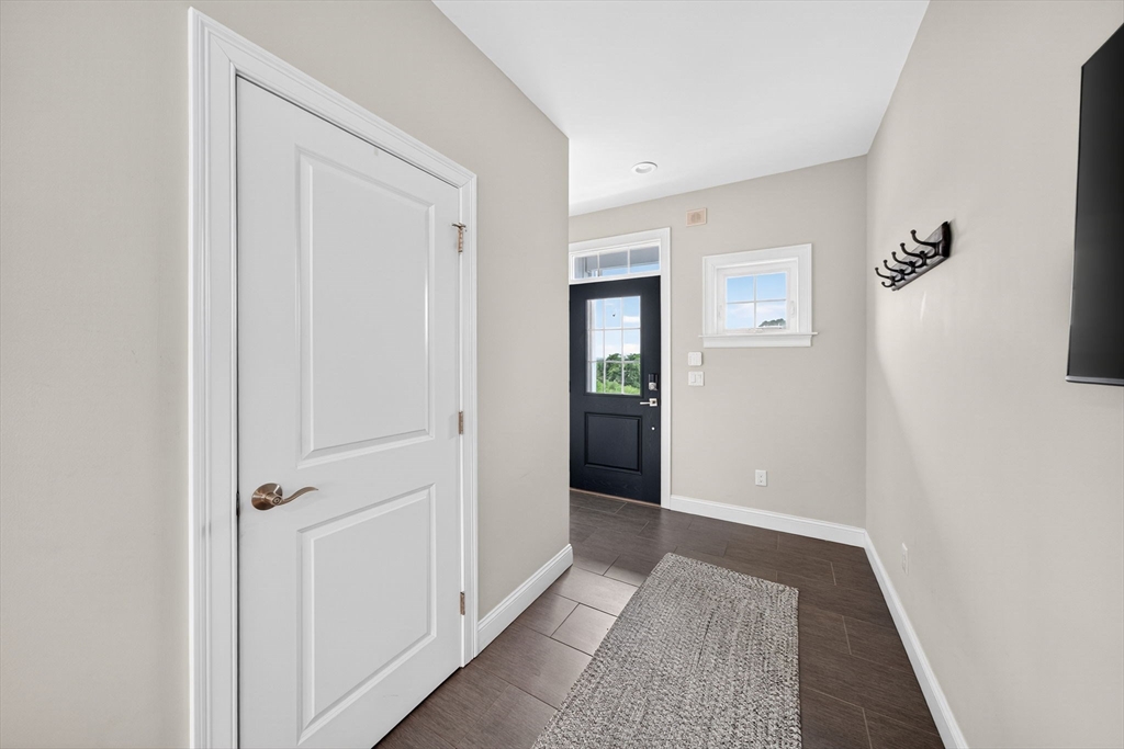 586 Hart St, Dighton, MA Photo #13