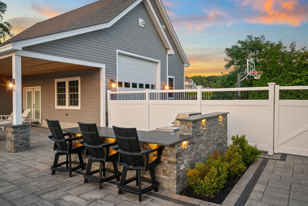 586 Hart St, Dighton, MA Photo #39