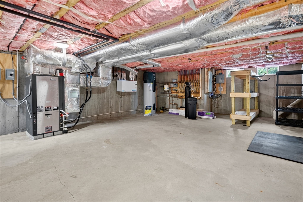 586 Hart St, Dighton, MA Photo #35