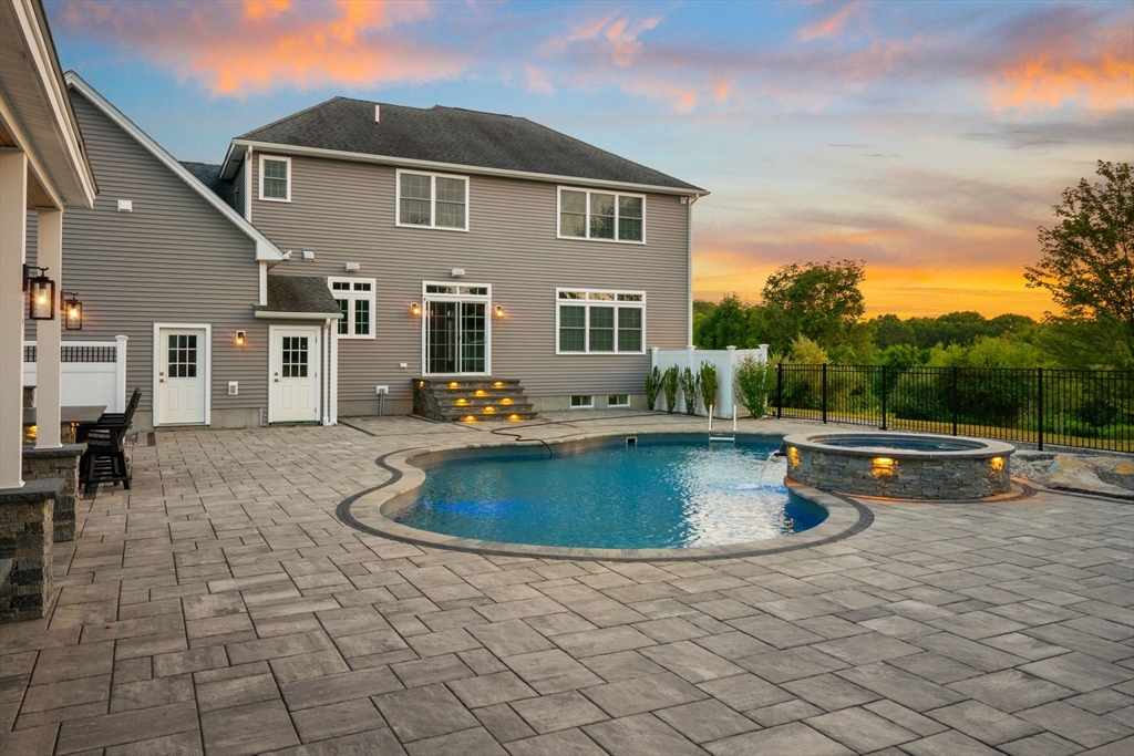 586 Hart St, Dighton, MA Photo #42