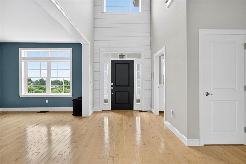 586 Hart St, Dighton, MA Photo #4
