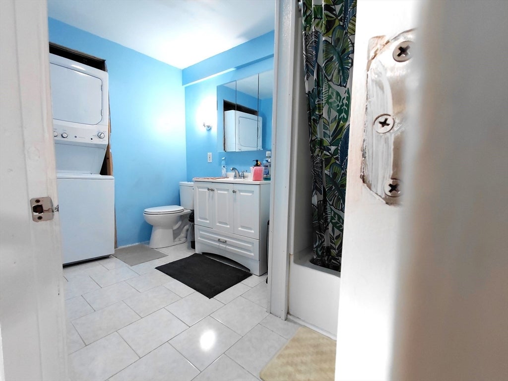 31 Floyd St, Lowell, MA, 31 Floyd St, Lowell, MA Photo #12