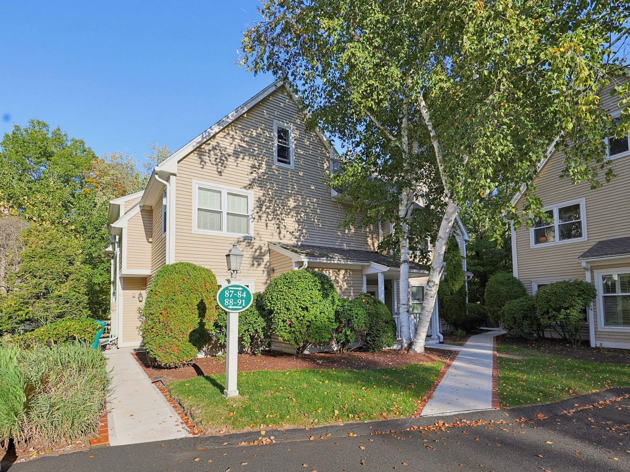 85 Hammond Pl #85, Woburn, MA Photo #2