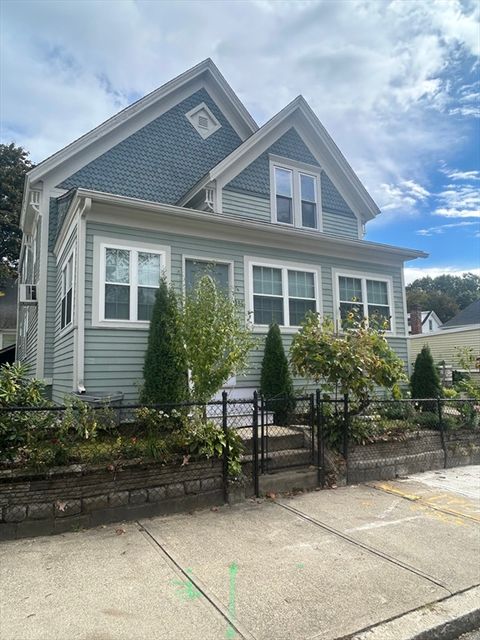 114 Lovell St Worcester MA 01603