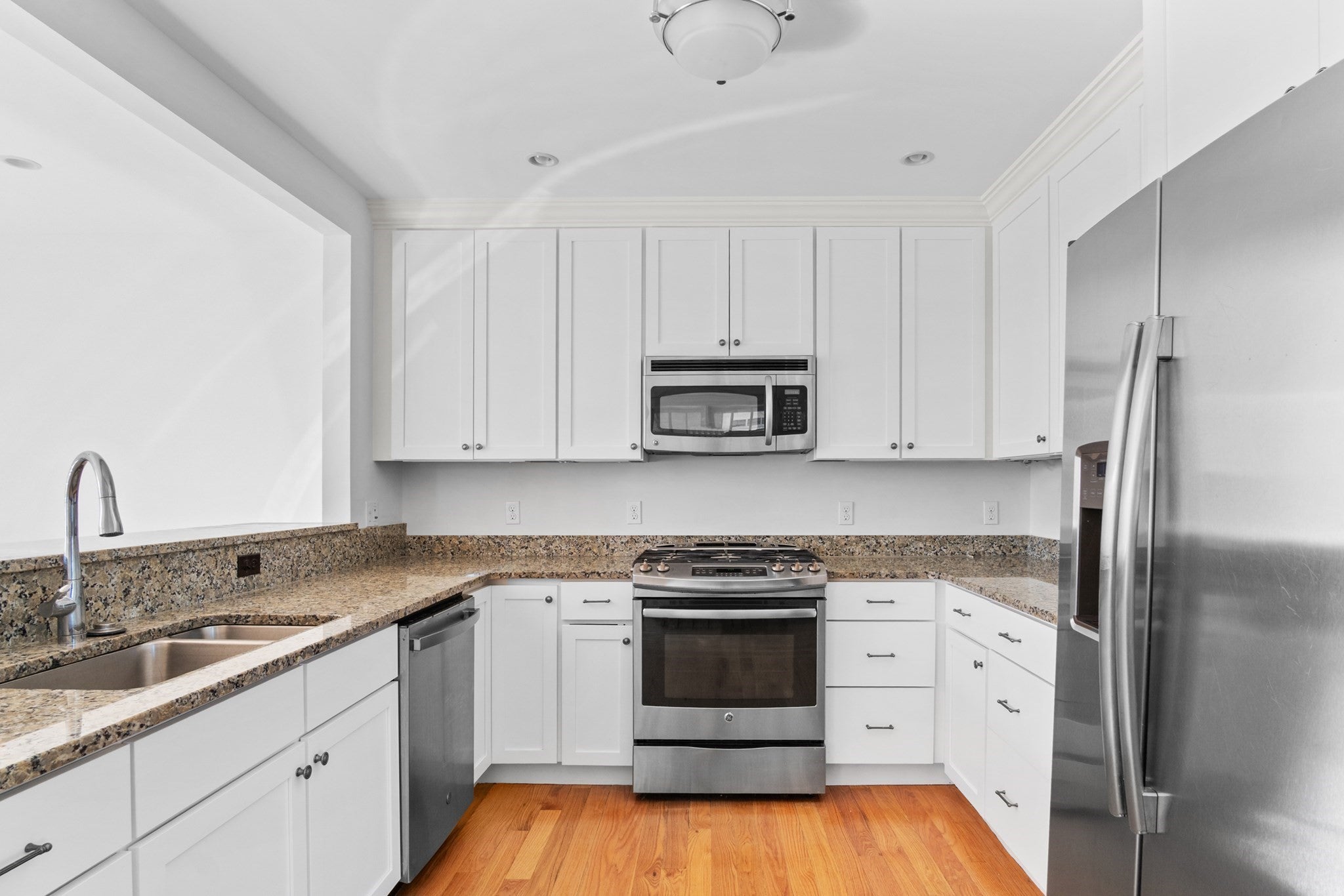 106 Johnson Woods Drive #106, Reading, MA, 106 Johnson Woods Drive #106, Reading, MA Photo #6