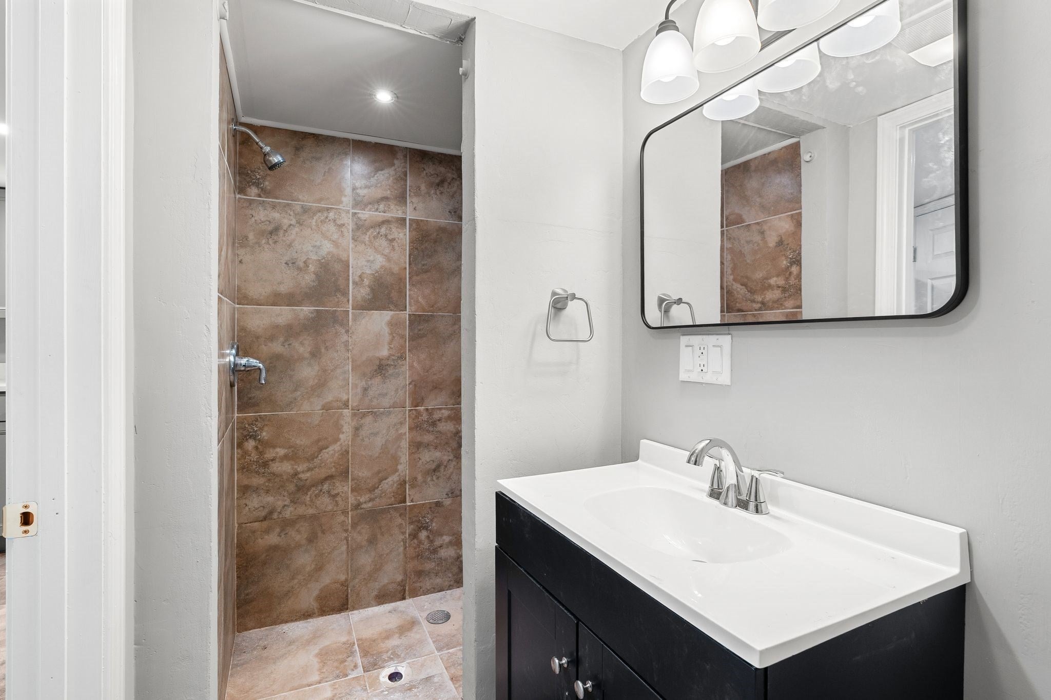 461 Bridge Street, Weymouth, MA, 461 Bridge Street, Weymouth, MA Photo #38