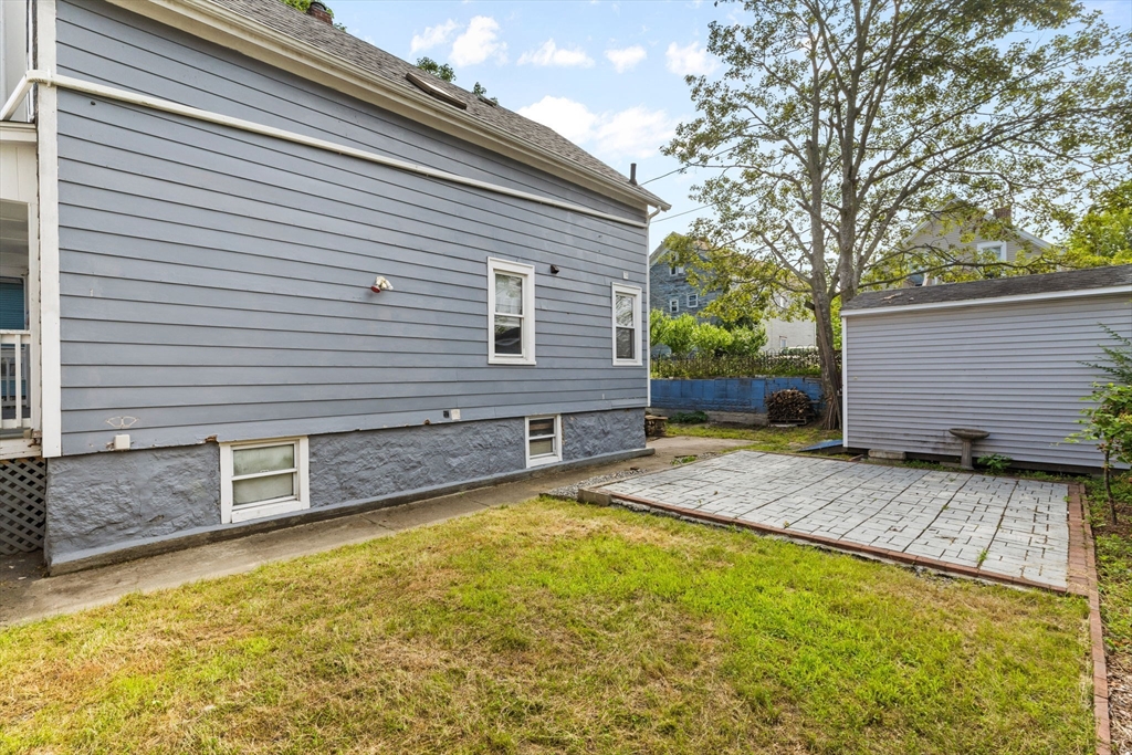 115 Pleasant St