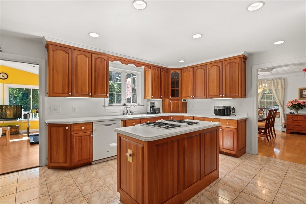 705 Main St, Acton, MA, 705 Main St, Acton, MA Photo #14