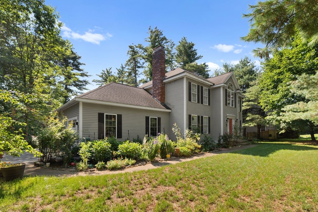 Photo of 705 Main St, Acton, MA