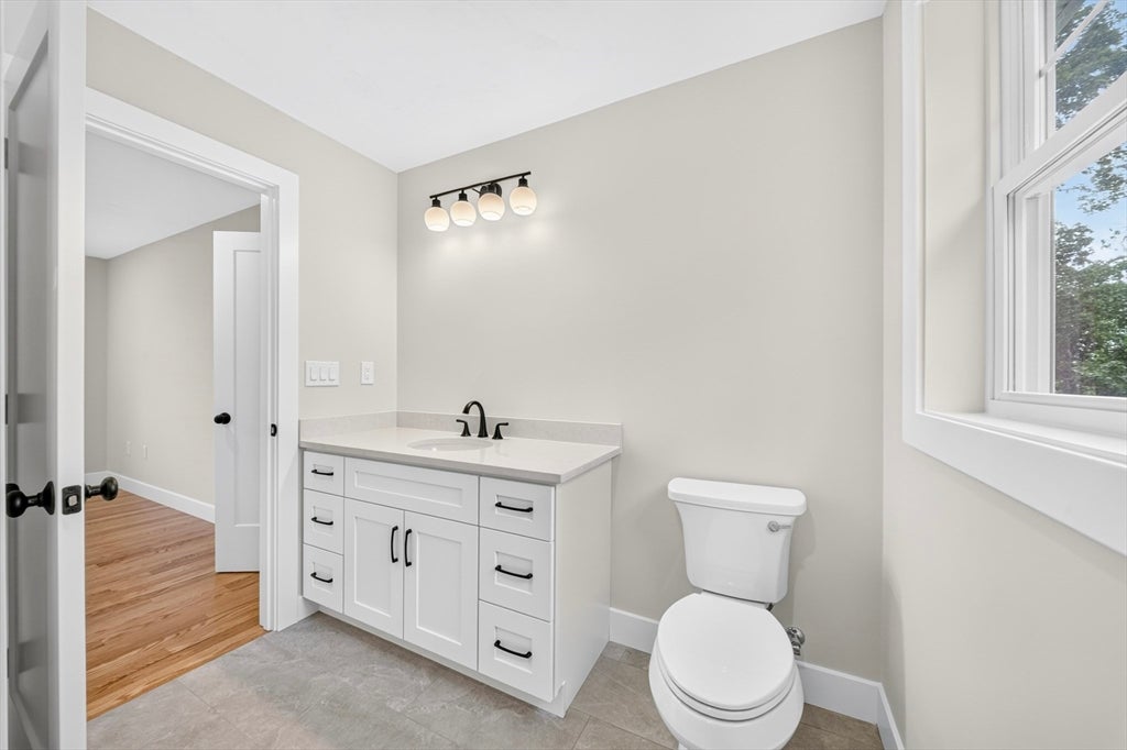 16 Neillian Way #16, Bedford, MA, 16 Neillian Way #16, Bedford, MA Photo #23