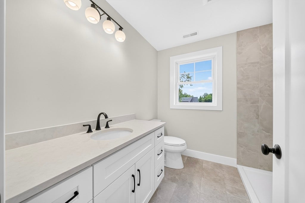 16 Neillian Way #16, Bedford, MA, 16 Neillian Way #16, Bedford, MA Photo #21