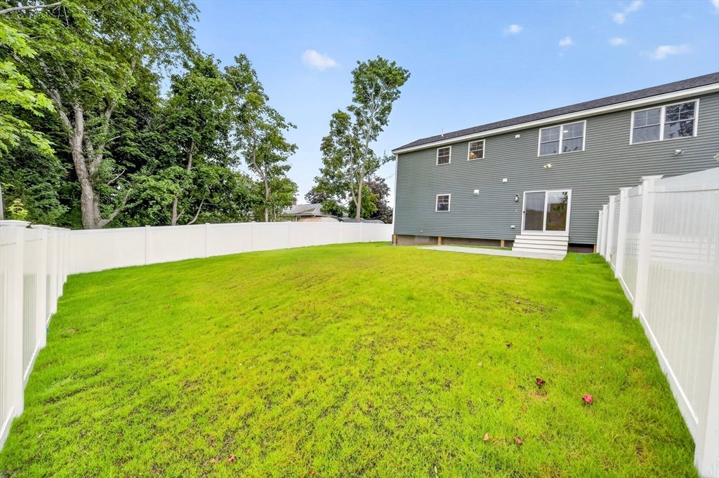 16 Neillian Way #16, Bedford, MA, 16 Neillian Way #16, Bedford, MA Photo #25