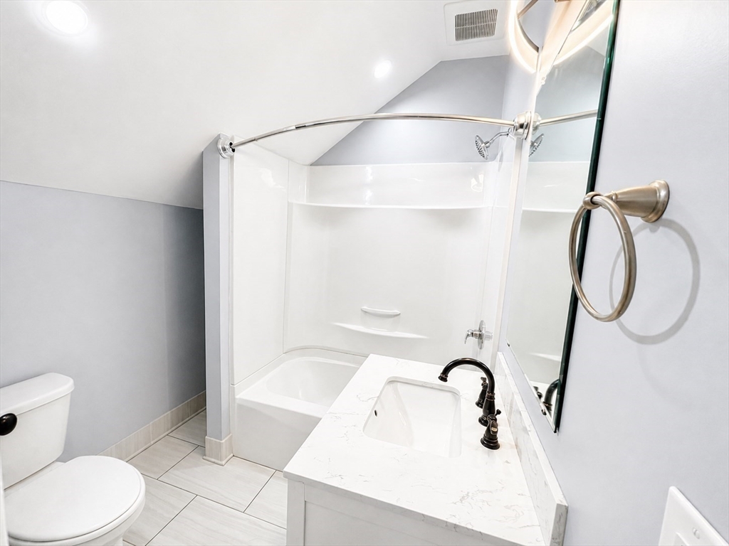 16 Caprera Rd #16, Worcester, MA Photo #21