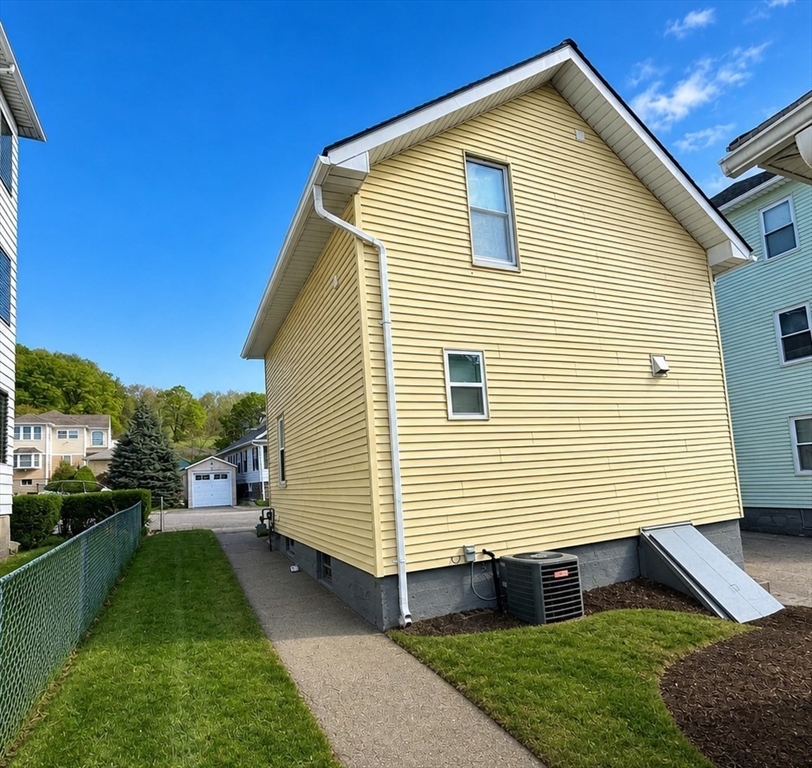 16 Caprera Rd #16, Worcester, MA Photo #5