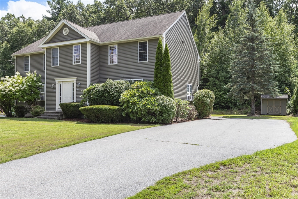 451 Ne Main St 451